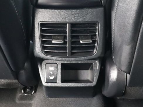 Used 2024 Kia Seltos EX FWD image 33