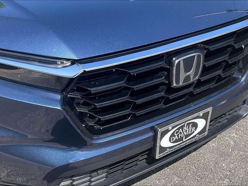 Used 2023 Honda CR-V EX-L image 29