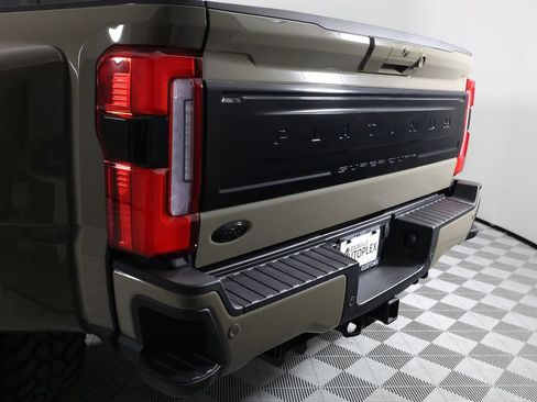 Used 2026 Ford F350 Platinum w/ Platinum Plus Package AWD/4WD image 58