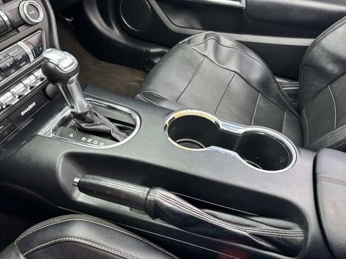 Used 2016 Ford Mustang GT Premium w/ Equipment Group 401A RWD image 27