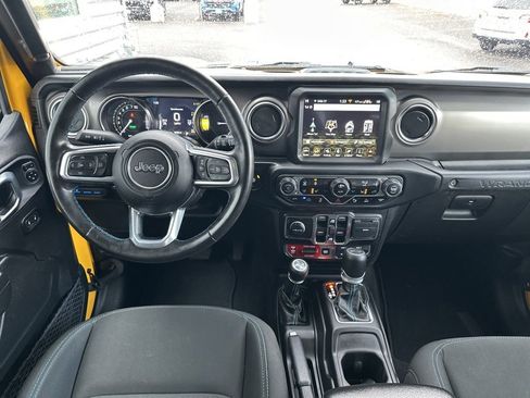 Used 2021 Jeep Wrangler Unlimited Rubicon 4xe w/ Steel Bumper Group image 19