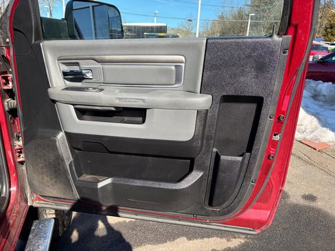 Used 2015 RAM 2500 SLT image 38