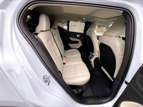 New 2026 Volvo XC40 B5 Plus w/ Protection Package Premier image 27