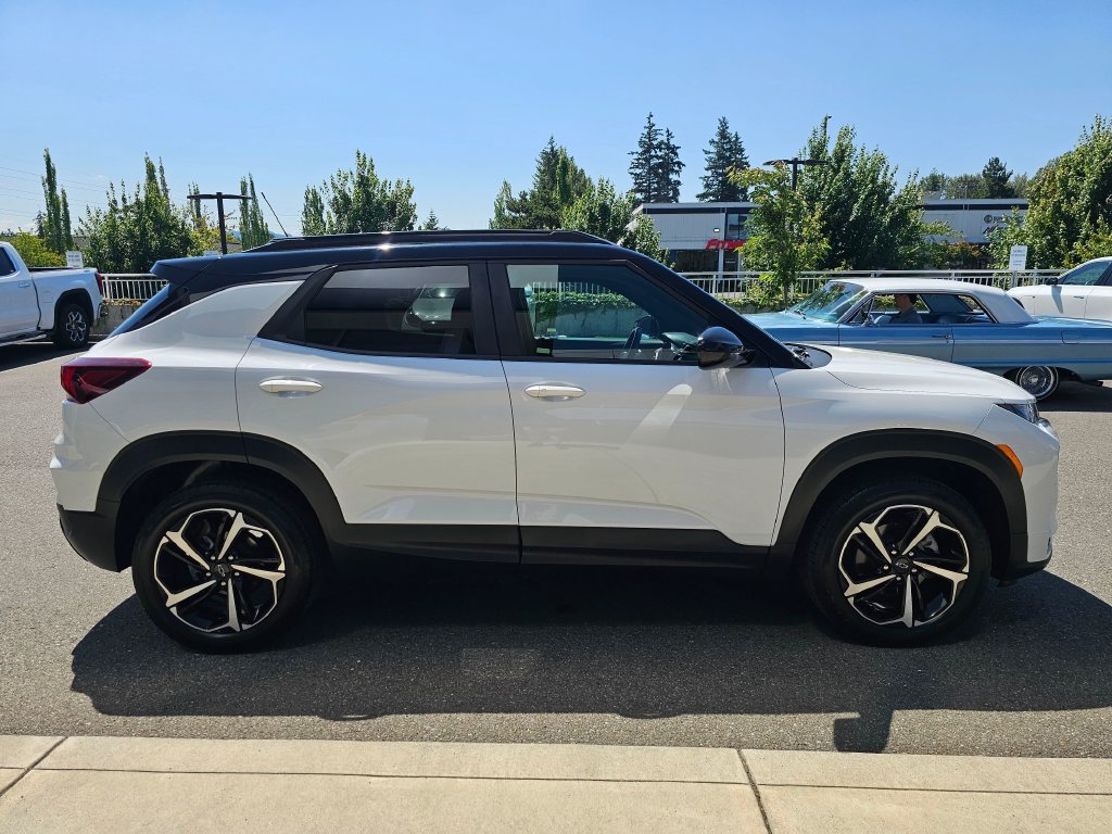 Used 2021 Chevrolet TrailBlazer RS w/ Technology Package AWD/4WD image 6