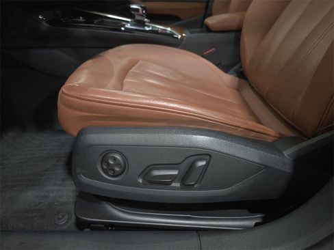 Used 2023 Audi A4 2.0T Premium w/ Convenience Package image 24