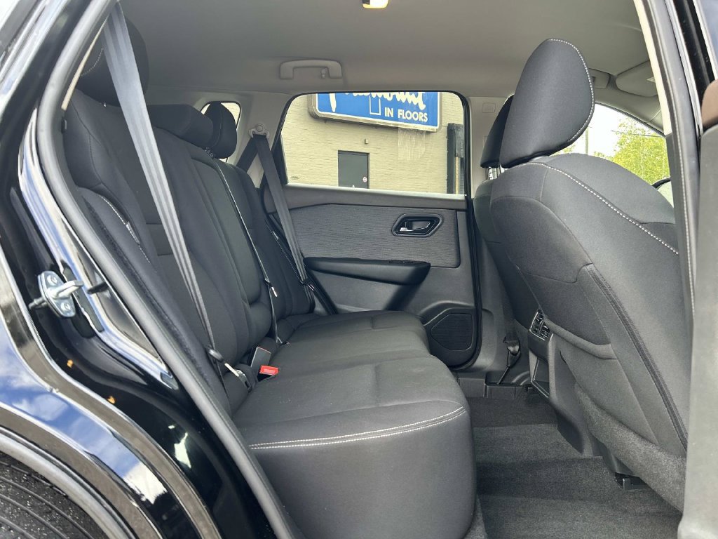 Certified 2023 Nissan Rogue S AWD/4WD image 15