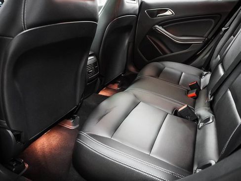 Used 2019 Mercedes-Benz CLA 250 4MATIC image 20