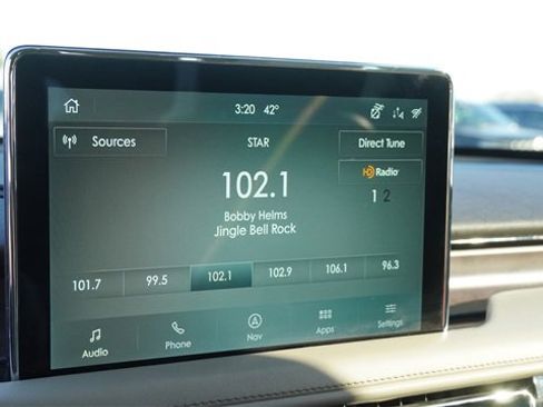 Used 2023 Lincoln Aviator Reserve w/ Equipment Group 201A image 25