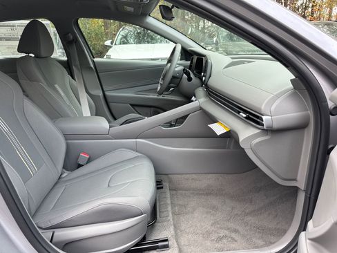 New 2026 Hyundai Elantra Sport image 13
