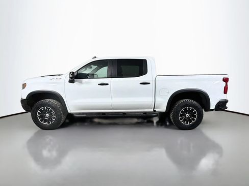 Used 2025 Chevrolet Silverado 1500 ZR2 AWD/4WD image 9