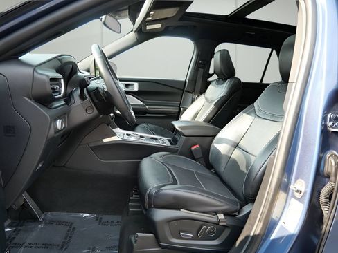 Used 2020 Ford Explorer ST w/ Premium Technology Package AWD/4WD image 10