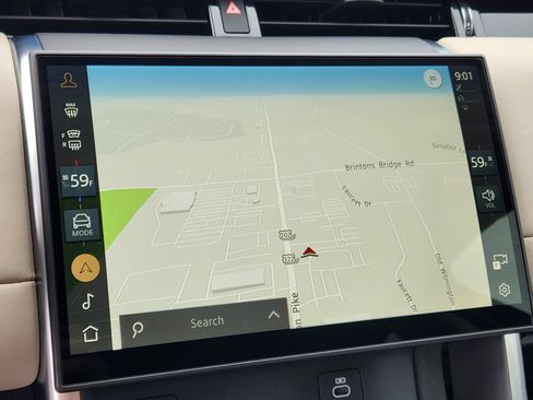 Certified 2025 Land Rover Discovery Sport S image 21