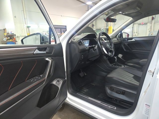 Used 2024 Volkswagen Tiguan Wolfsburg Edition AWD/4WD image 9