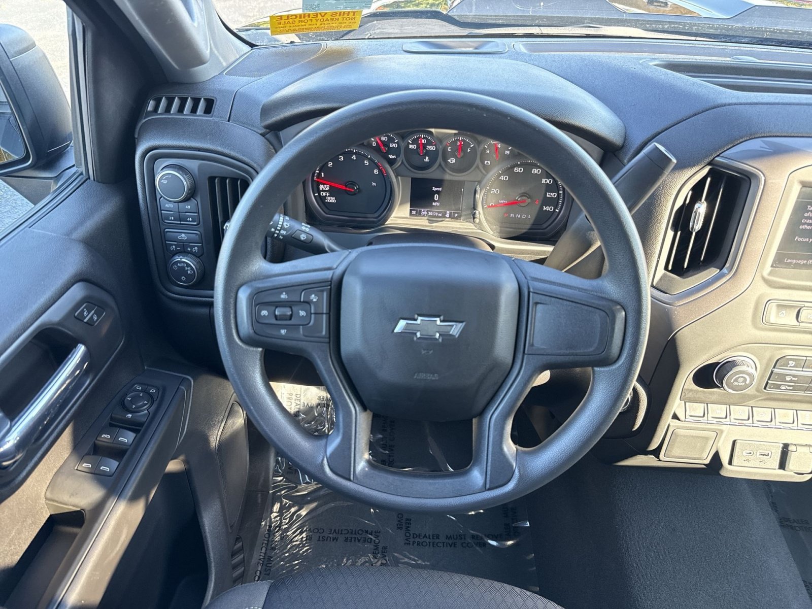 Used 2022 Chevrolet Silverado 1500 Custom Trail Boss w/ LPO, Dark Essentials Package AWD/4WD image 17