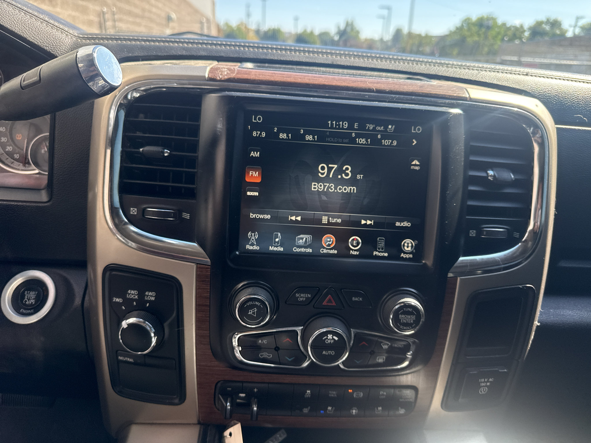 Used 2013 RAM 2500 Laramie w/ Convenience Group AWD/4WD image 12