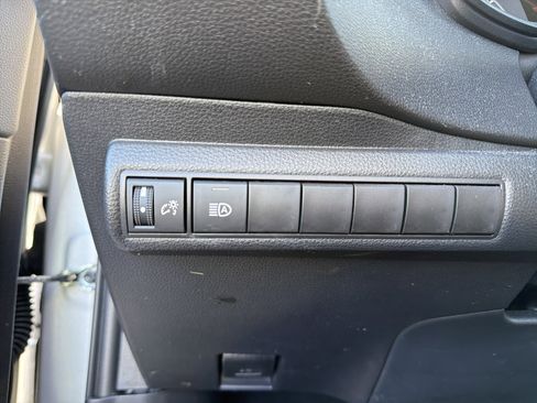 Used 2023 Toyota Corolla SE image 12