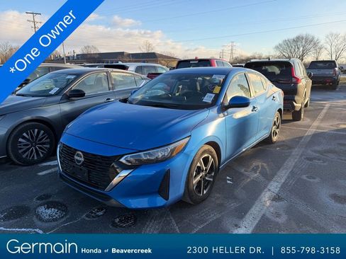 Used 2025 Nissan Sentra SV image 1