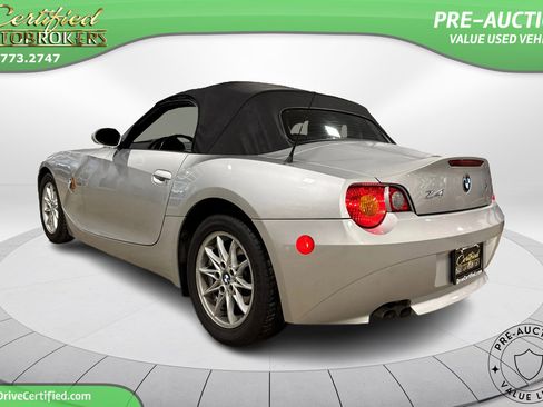 Used 2003 BMW Z4 2.5i image 8