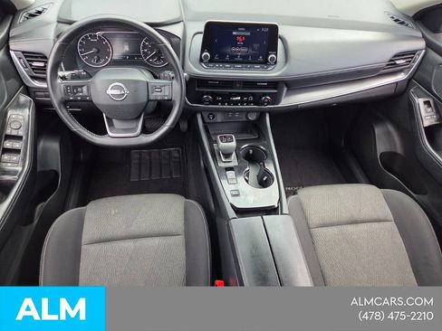 Used 2025 Nissan Rogue SV FWD image 9