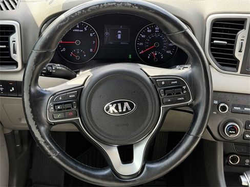 Used 2017 Kia Sportage EX w/ EX Premium Package image 11