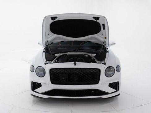 Used 2025 Bentley Flying Spur Plug-In Hybrid image 49