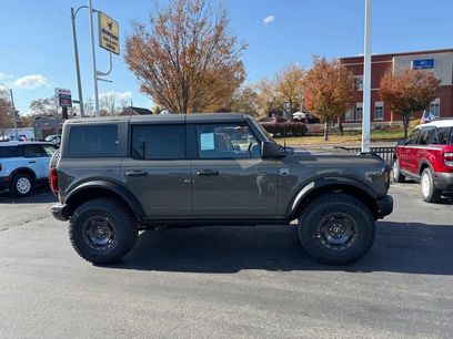 New 2025 Ford Bronco Big Bend w/ Black Diamond Package