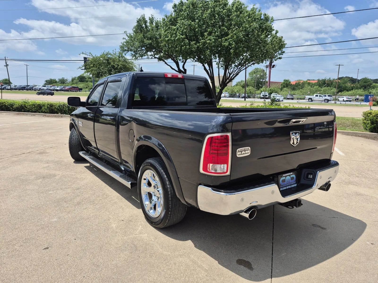Used 2014 RAM 1500 Laramie RWD image 8