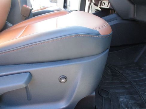 Used 2023 Ford Maverick Lariat w/ Equipment Group 500A Standard image 20