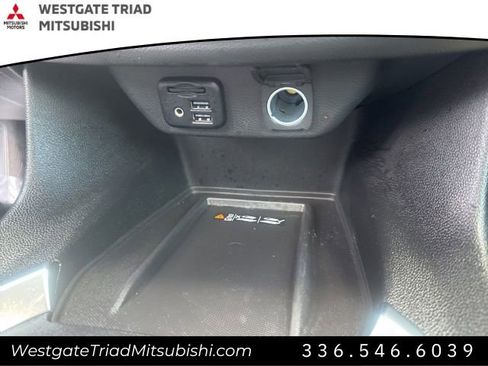 Used 2023 Chevrolet Traverse Premier w/ Redline Edition image 19