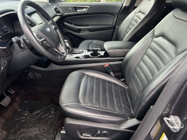 Used 2016 Ford Edge SEL w/ Equipment Group 201A AWD/4WD image 17