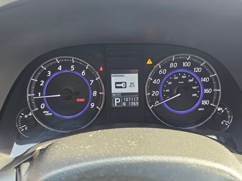 Used 2011 INFINITI FX35 AWD image 15