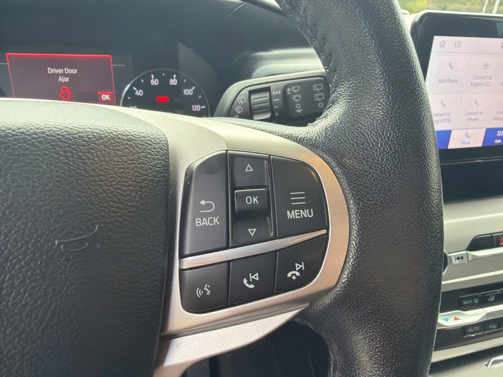 Used 2022 Ford Explorer XLT w/ Equipment Group 202A RWD image 16