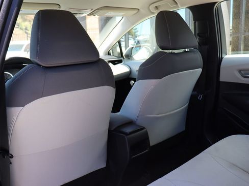 Used 2020 Toyota Corolla LE FWD image 31