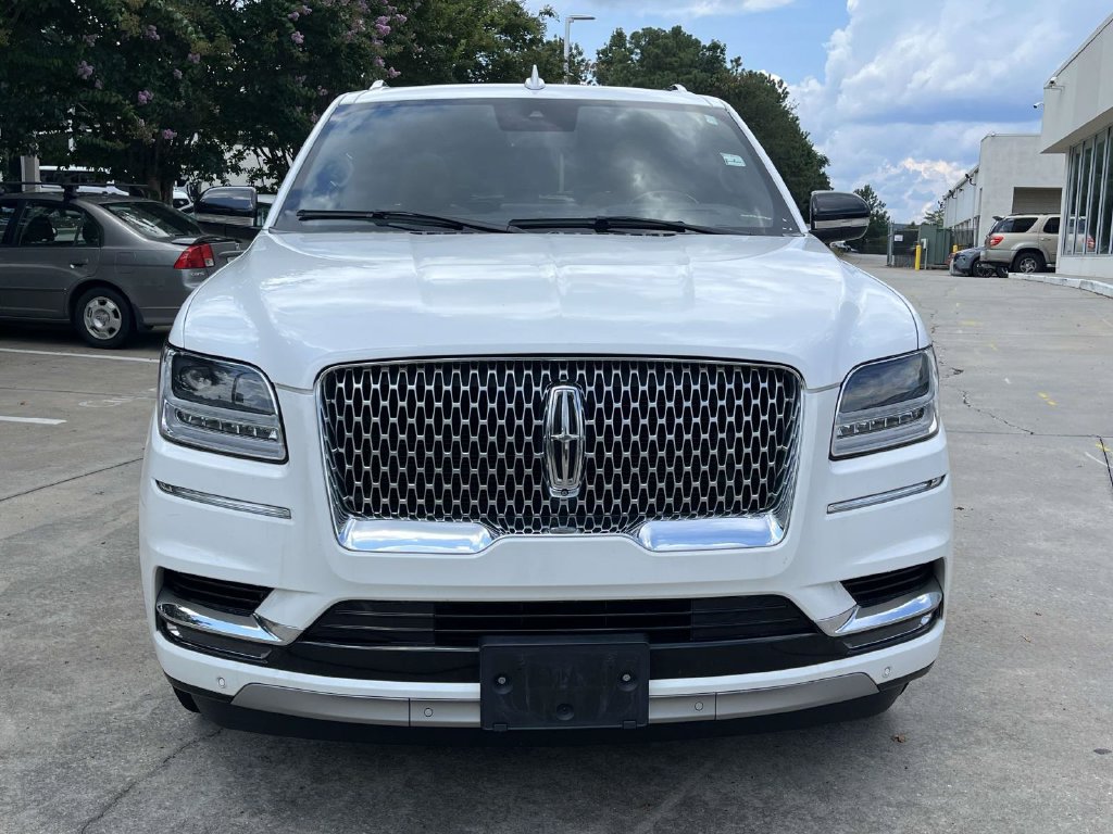 Used 2021 Lincoln Navigator Reserve w/ Luxury Package AWD/4WD image 8