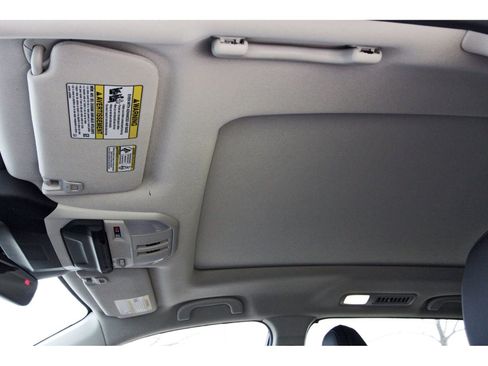 New 2026 Subaru Ascent Limited image 25