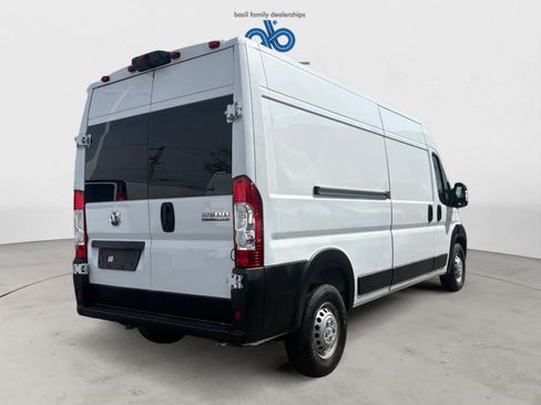 Used 2023 RAM ProMaster 2500 image 5