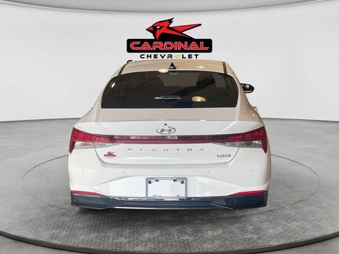 Used 2023 Hyundai Elantra Limited w/ Cargo Package FWD image 4