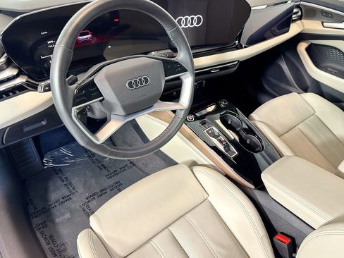 Used 2025 Audi A5 2.0T Prestige w/ 19" Wheel Package image 9