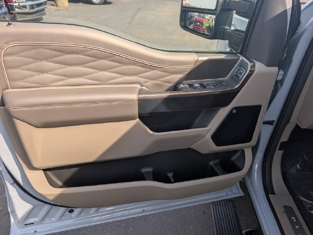 New 2027 Ford F350 Platinum w/ Platinum Plus Package AWD/4WD image 14
