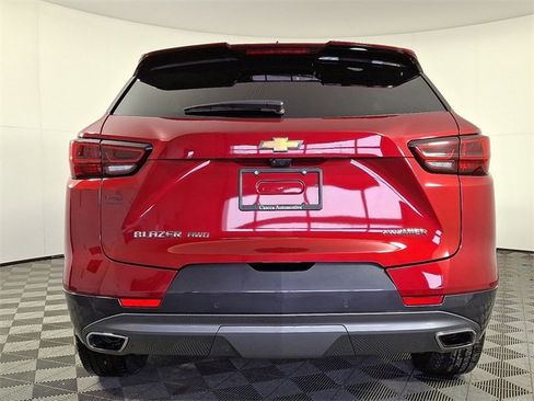 Certified 2024 Chevrolet Blazer Premier w/ Driver Confidence II Package image 8
