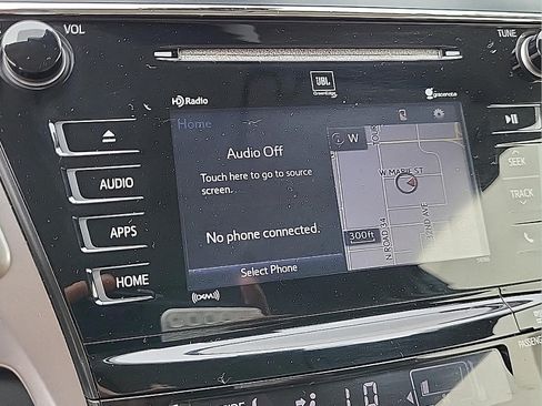 Used 2017 Toyota Prius V Five w/ Advanced Technology Package FWD image 24