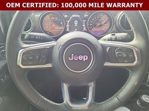 Used 2023 Jeep Wrangler Unlimited Sahara w/ Cold Weather Group AWD/4WD image 27