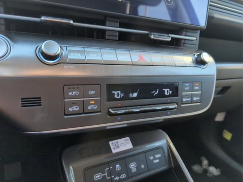 Used 2025 Hyundai Kona SEL image 29