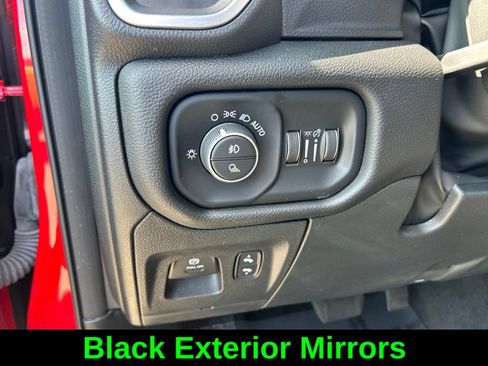 Certified 2025 RAM 1500 Big Horn AWD/4WD image 35