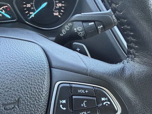 Used 2017 Ford Escape Titanium w/ Equipment Group 301A AWD/4WD image 20