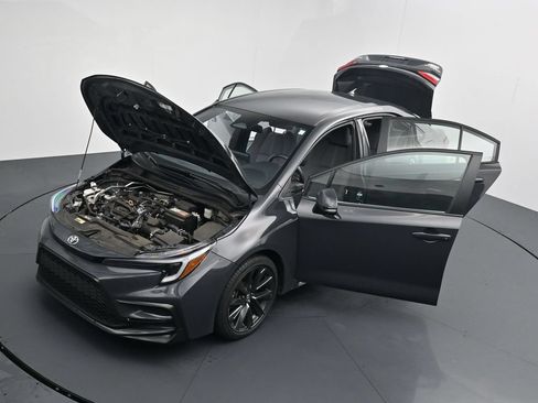 Used 2025 Toyota Corolla SE FWD image 26