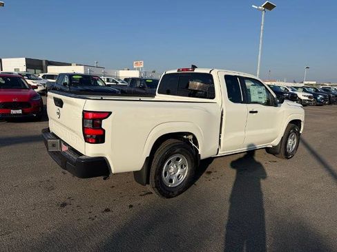 New 2026 Nissan Frontier S image 6