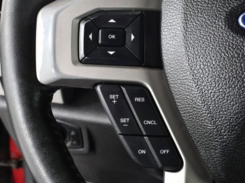 Used 2017 Ford F250 Lariat w/ Chrome Package image 33