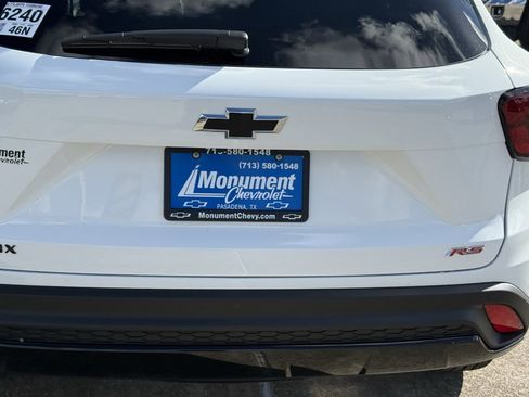 New 2026 Chevrolet Trax RS w/ Driver Confidence Package image 13