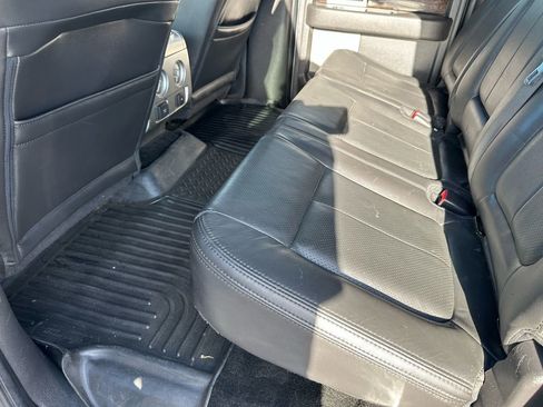 Used 2013 Ford F150 Platinum image 32